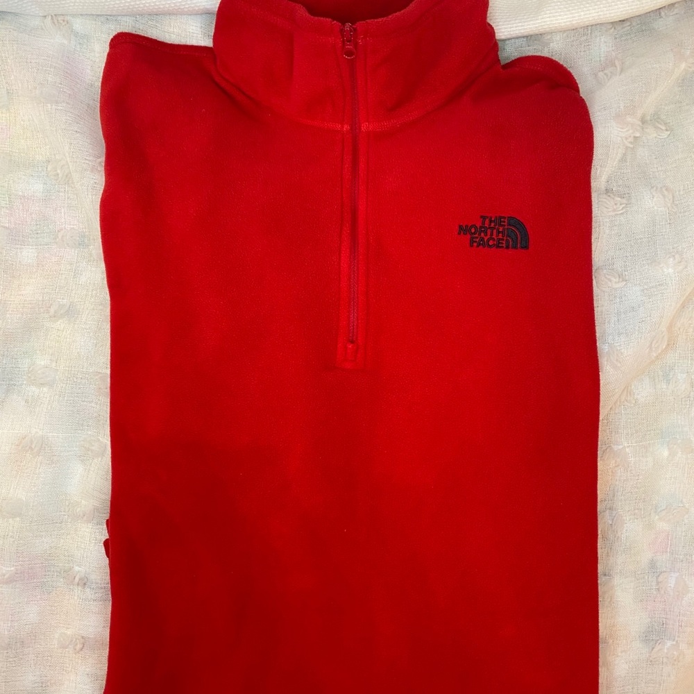 North Face Fleece 1/4 zip pullover